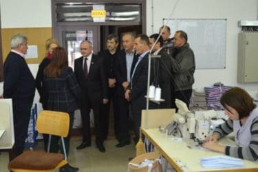 НЕВЕСИЊЕ: Италијани купују „Јавор“ и запошљавају нових 70 радника