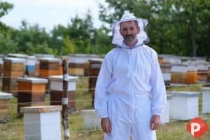 ПЧЕЛАРСТВО БАЈОВИЋ : Зујање пчела најљепша музика