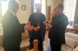 Мостарски бискуп вратио крст из Пребиловаца владики Димитрију