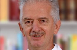 У вјечност се преселио др Недељко Бјелица d6c6ea53d9f731a684e6a9e36b18d45e_XL