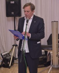 ????????????????????????????????????